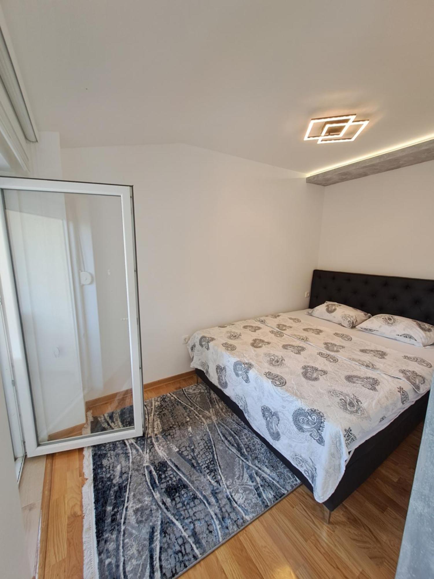 Apartman Podgorica Stara Varos Vlado Buitenkant foto